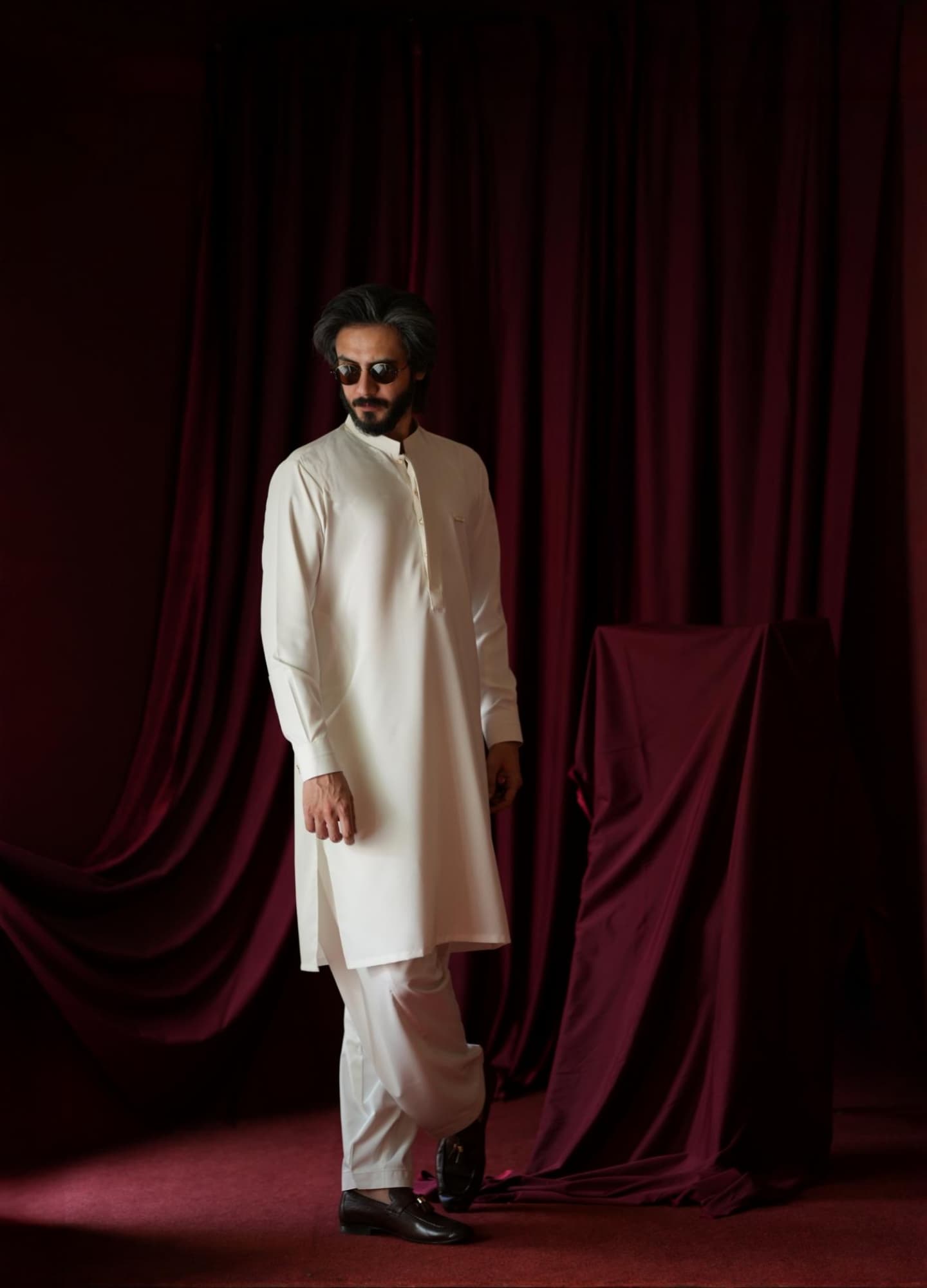 Porcelain White Kameez Shalwar
